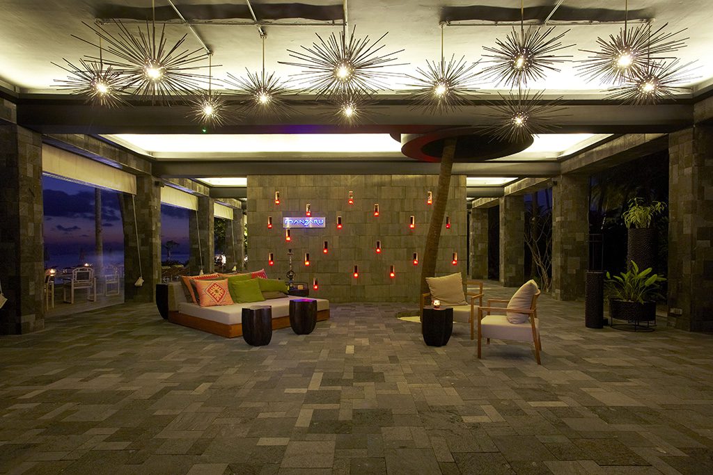 maldives lounge